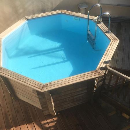 Le Robinson Bed & Breakfast Марсилан Екстериор снимка
